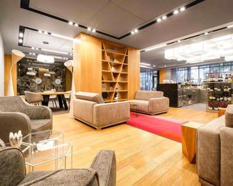 Novotel Almaty City Center - Almatý - Lounge