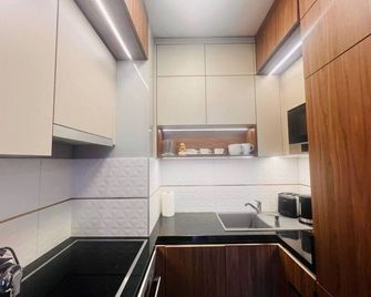 Herastrau Modern Apartment - Bucharest - Kitchen