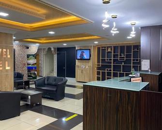 Karayel Hotel - Trabzon - Receptionist