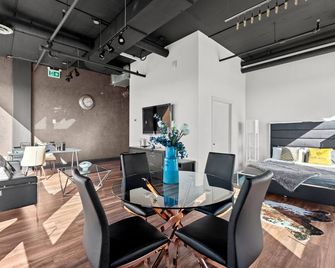 Finch West Residence Suites - Hotel Duke - Toronto - Comedor