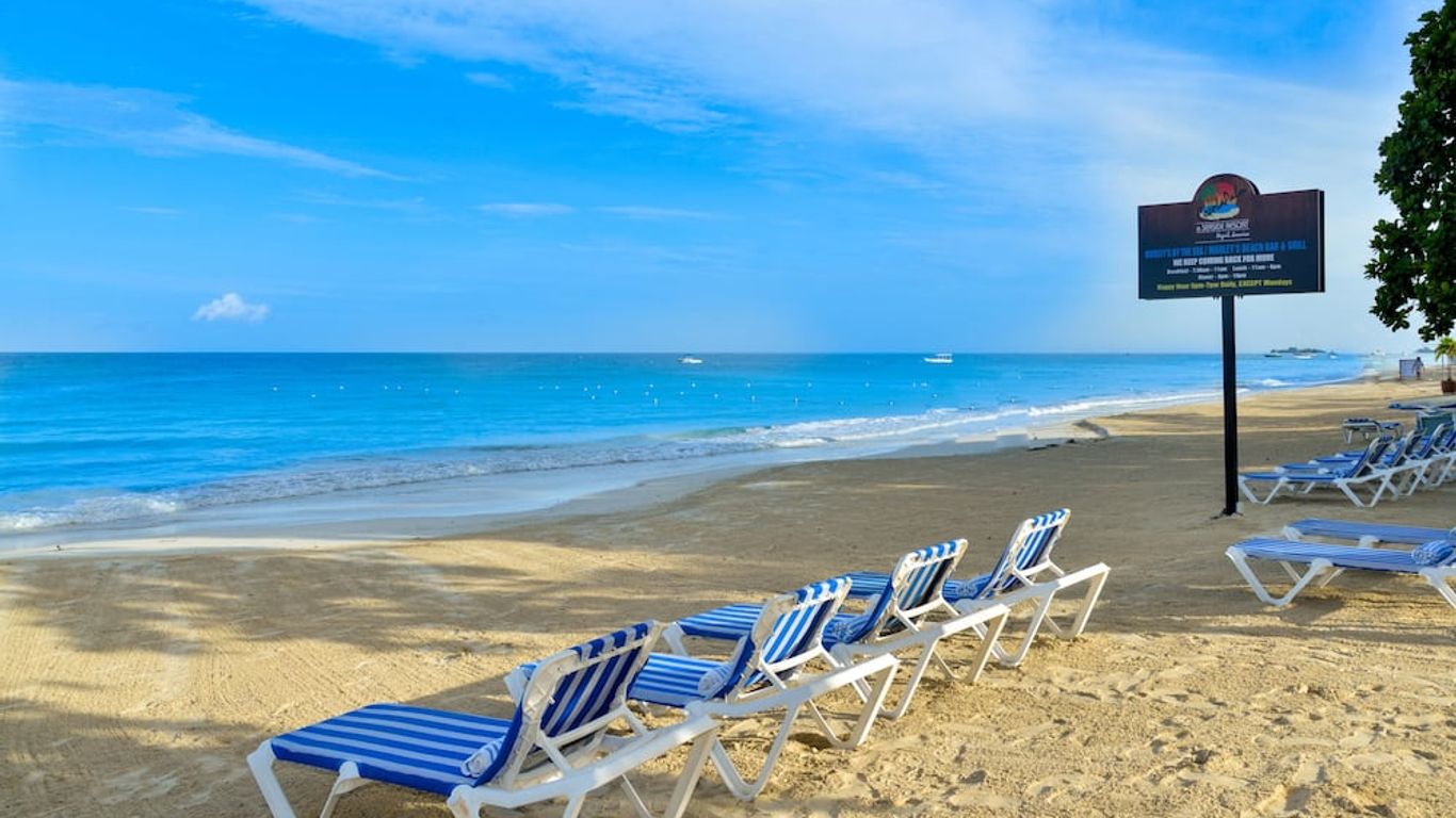 Cocolapalm A Sea Side Resort