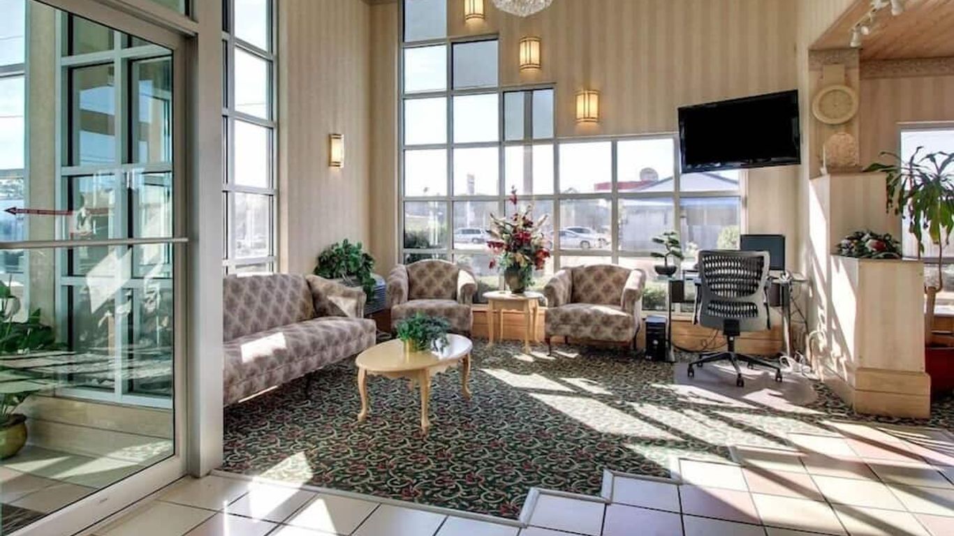 Quality Inn Brookhaven