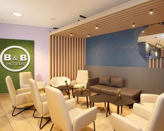 B&B Hotel Berlin City-Ost - Berlin - Lounge