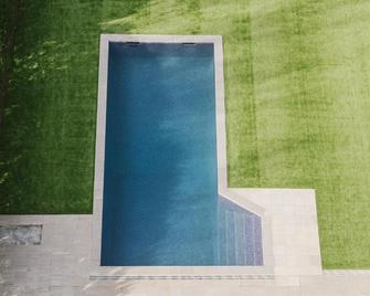 Cim Aparthotel - Sant Cugat - Piscina