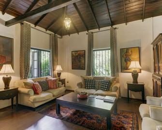 Villa Republic Bandarawela - Bandarawela - Obývací pokoj