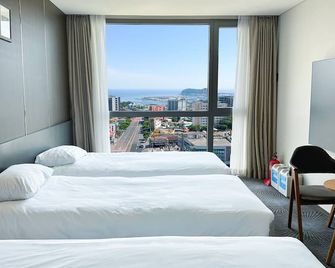 هوتل جولدن دايسي سيوجويبو أوشن - سيوغويبو - غرفة نوم