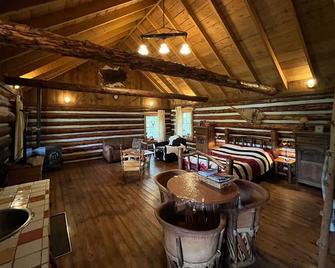 Holiday Home With Garden In Den Ham - Den Ham - Restaurante