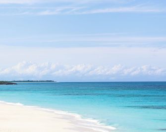 カロプシア シーサイド ヴィラズ & マリーナ - グレートグアナケイ - ビーチ