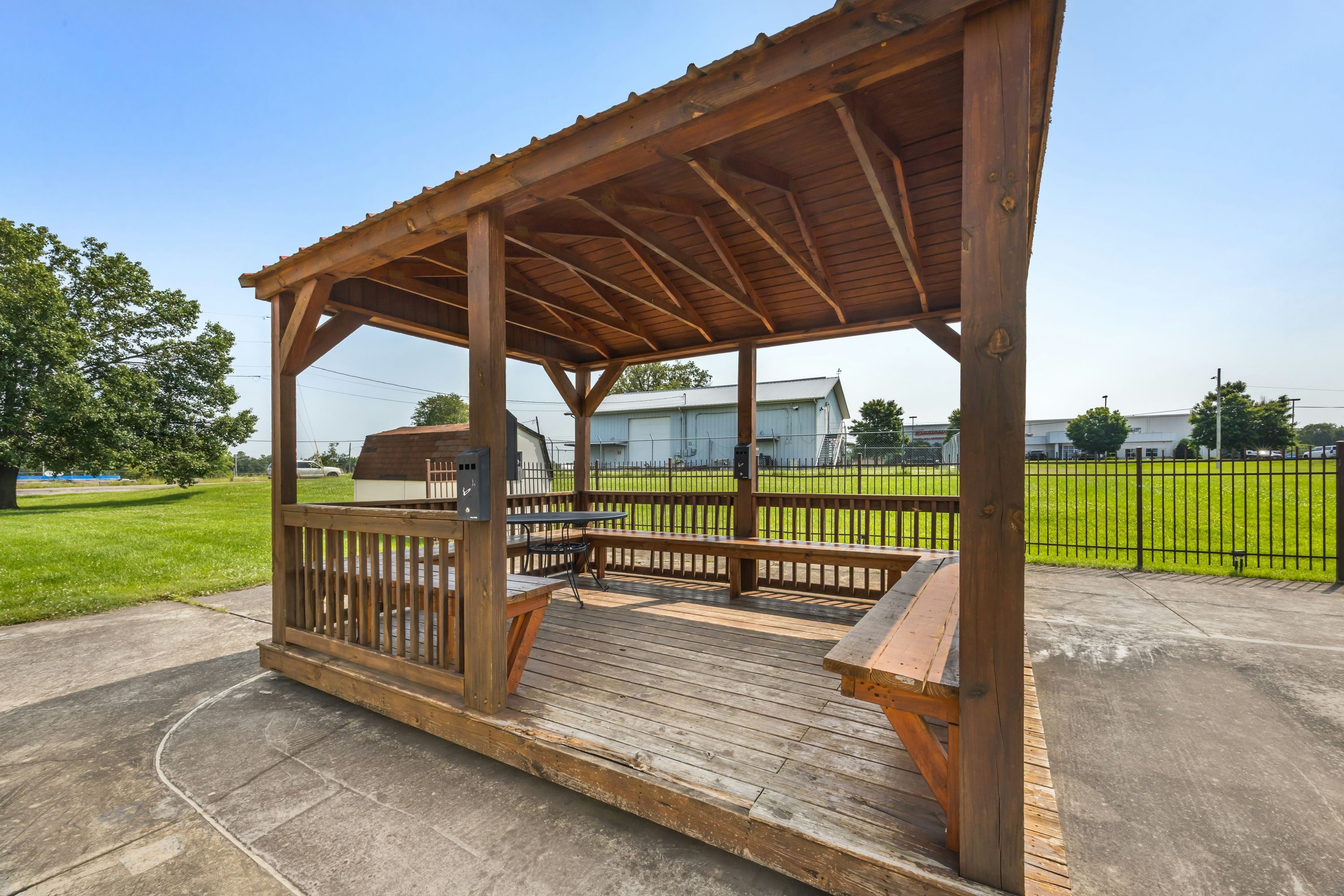 Red Roof Inn Paducah - פדוקה - פטיו