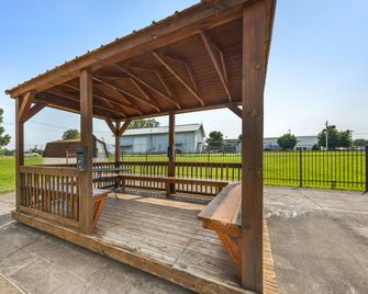 Red Roof Inn Paducah - פדוקה - פטיו