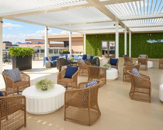 Home2 Suites by Hilton Pompano Beach Pier - Pompano Beach - Gebäude