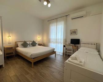NG Guest House l'Acquedotto - Olbia - Bedroom