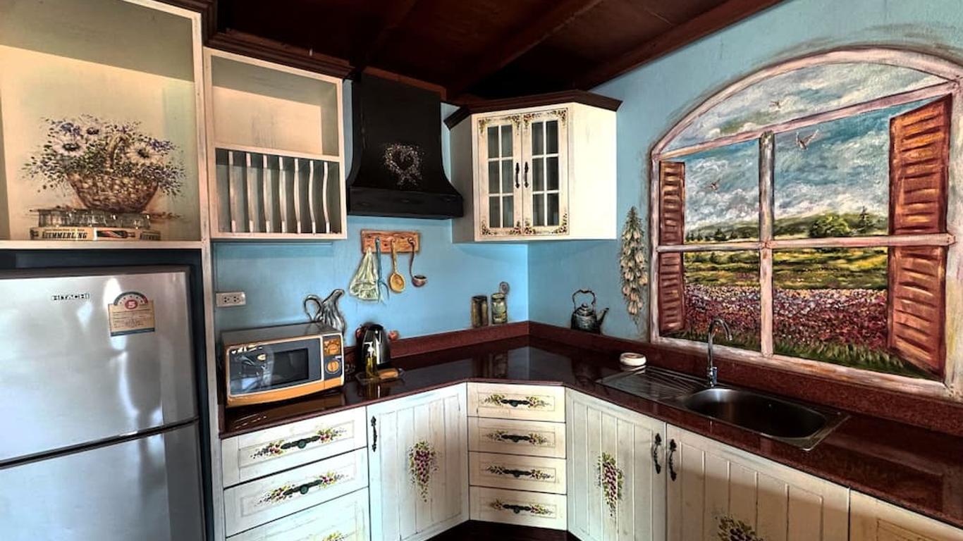 The Colored House Jomtien