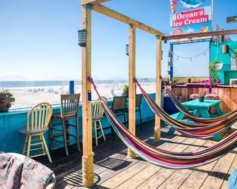 Ith San Diego Beach Bungalow Surf Hostel - San Diego - Balcón