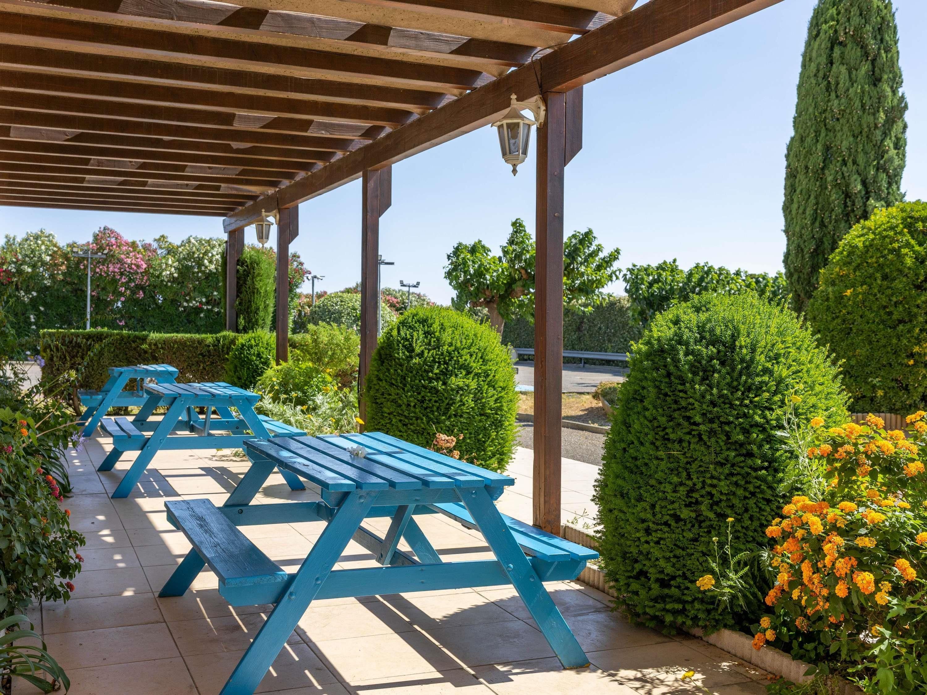 Ibis Budget Narbonne Sud - נארבון - פטיו