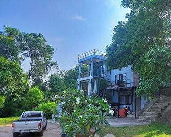 The Resort Phu Fah Chai Nam - Ban Khao Yai Thiang Tai - Outdoors view