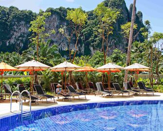 ibis Styles Krabi Ao Nang - Krabi - Zwembad