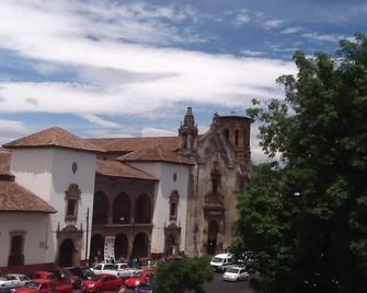 Posada de San Agustin - Pátzcuaro - Toà nhà