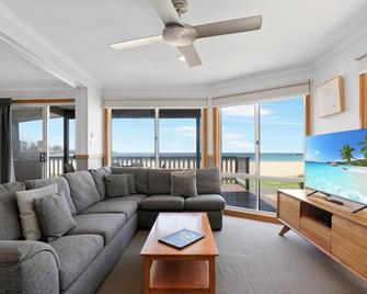 Kendalls Beach Holiday Park - Kiama - Вітальня