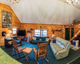 Secluded Woodland Retreat Surrounded by Forest Views & Wildlife - Mill Hall