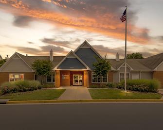 Sonesta ES Suites Fairfax Fair Lakes - Fairfax - Gebäude