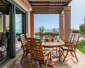 Villa Kalida, Stunning Seaview and Relax - Mati - Patio