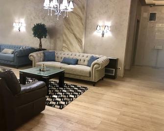 City Avenue Hotel By Hmg-Free Parking-Free Wi-Fi - Sofia - Olohuone