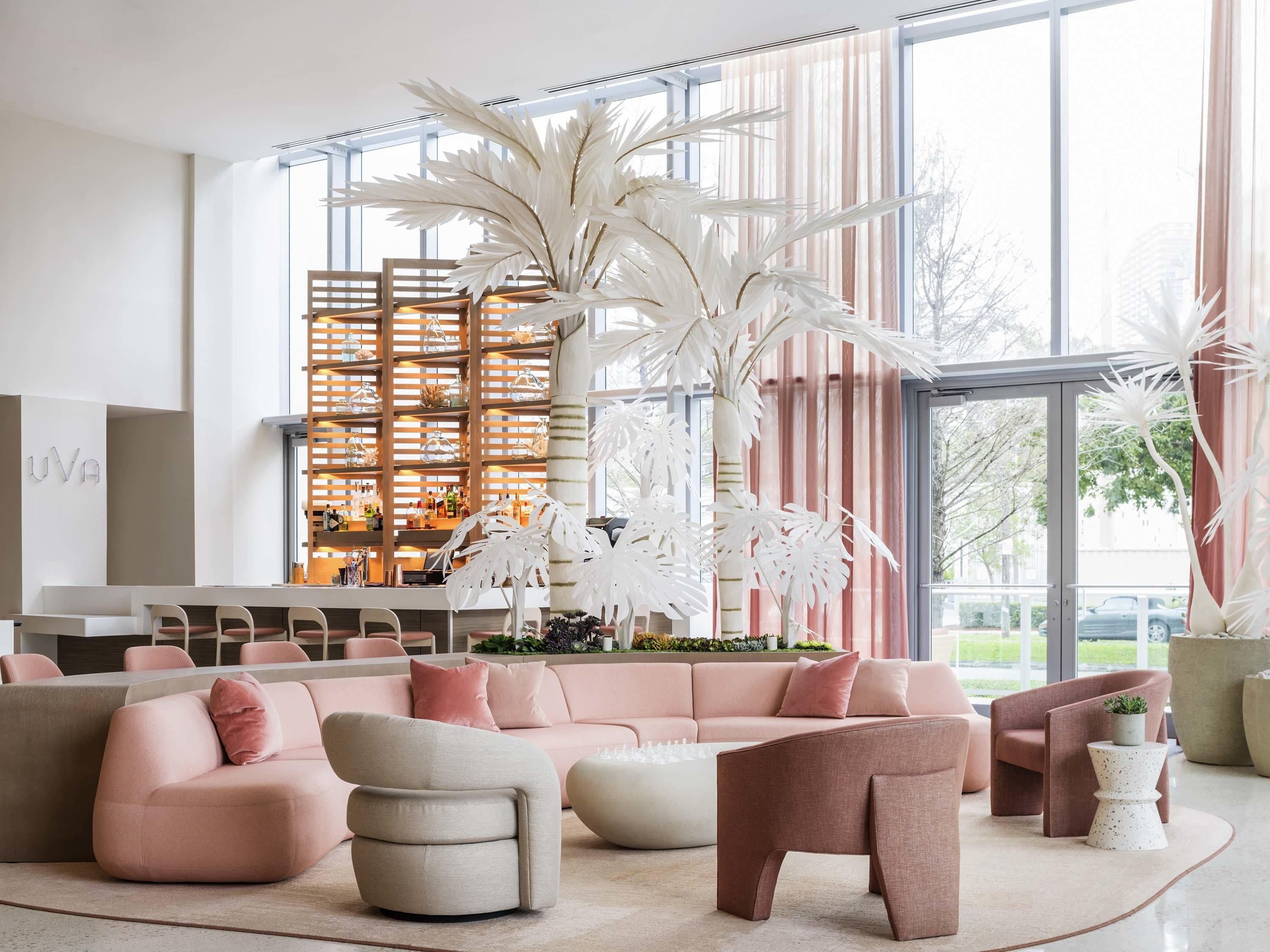 نوفوتل ميامي بريكل