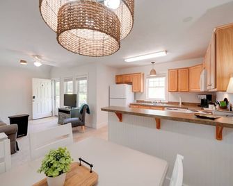 Buxton Vacation Rental With Shared Canal - Buxton