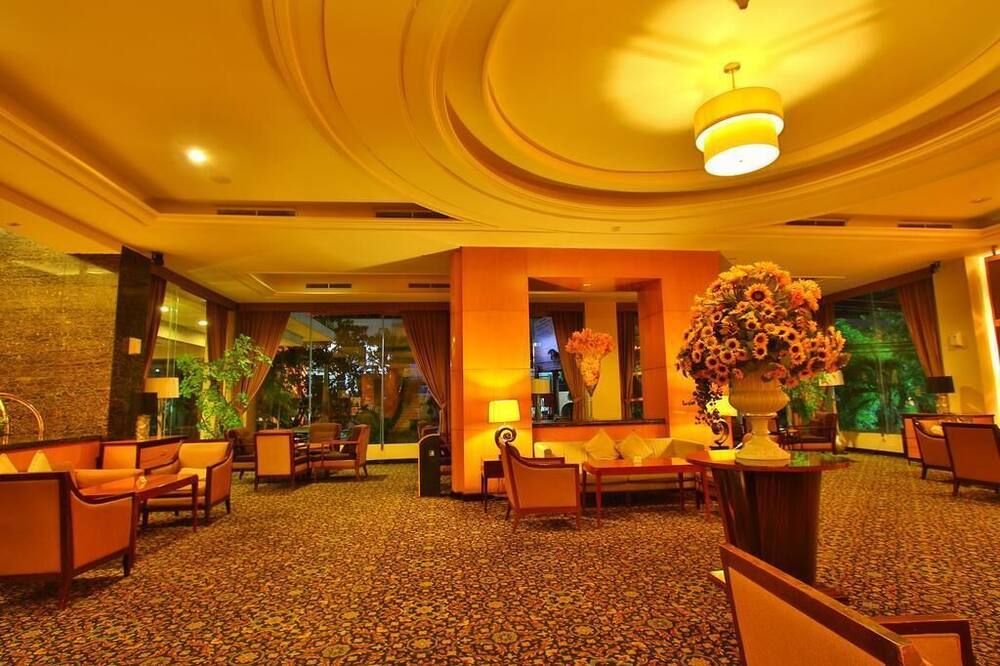 Manado Quality Hotel - מאנאדו - לובי