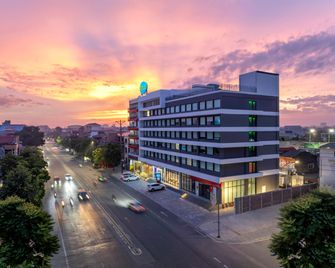 Tru by Hilton Viet Tri City Centre - Viet Tri - Edifício