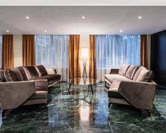 Eurostars Atlantico - A Coruña - Living room