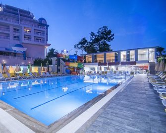 Kolibri Hotel - Avsallar - Piscina