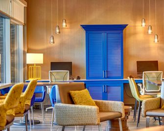 Home2 Suites by Hilton Toronto Brampton - Brampton - Hall d’entrée
