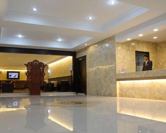 Sultan Hotel Banda Aceh - Banda Aceh - Front desk