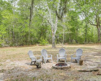 Charming Retreat On 20 Acres With Privat - Walterboro - Patio