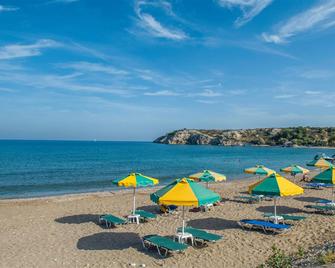 Irene Palace Beach Resort - Kolympia - Strand