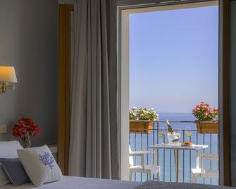 Hotel Punta Nord Est - Castellammare del Golfo - Balcony