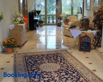 Hotel Schlossgarten - Gladenbach - Lobby