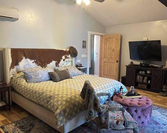 Idyllic Idaho Getaway: Your Spirit Lake Sanctuary - Spirit Lake