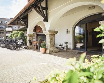 Upstalsboom Landhotel Friesland - Varel - Bâtiment
