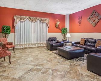 Days Inn & Suites by Wyndham Mt Pleasant - Mount Pleasant - Aula
