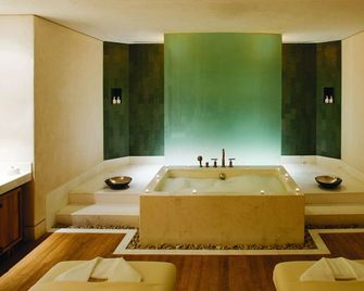 Symphony Style Hotel Kuwait - Salmiya
