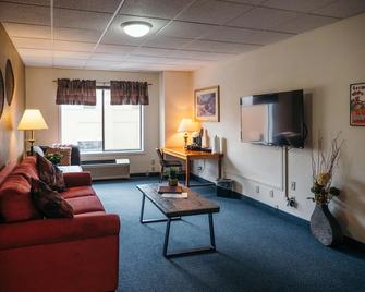 Adventure Inn - Leavenworth - Sala de estar