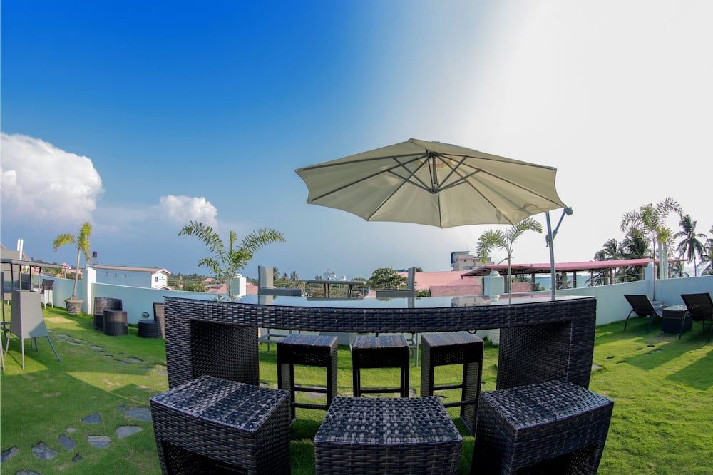 Blue Water Boutique Hotel - Negombo