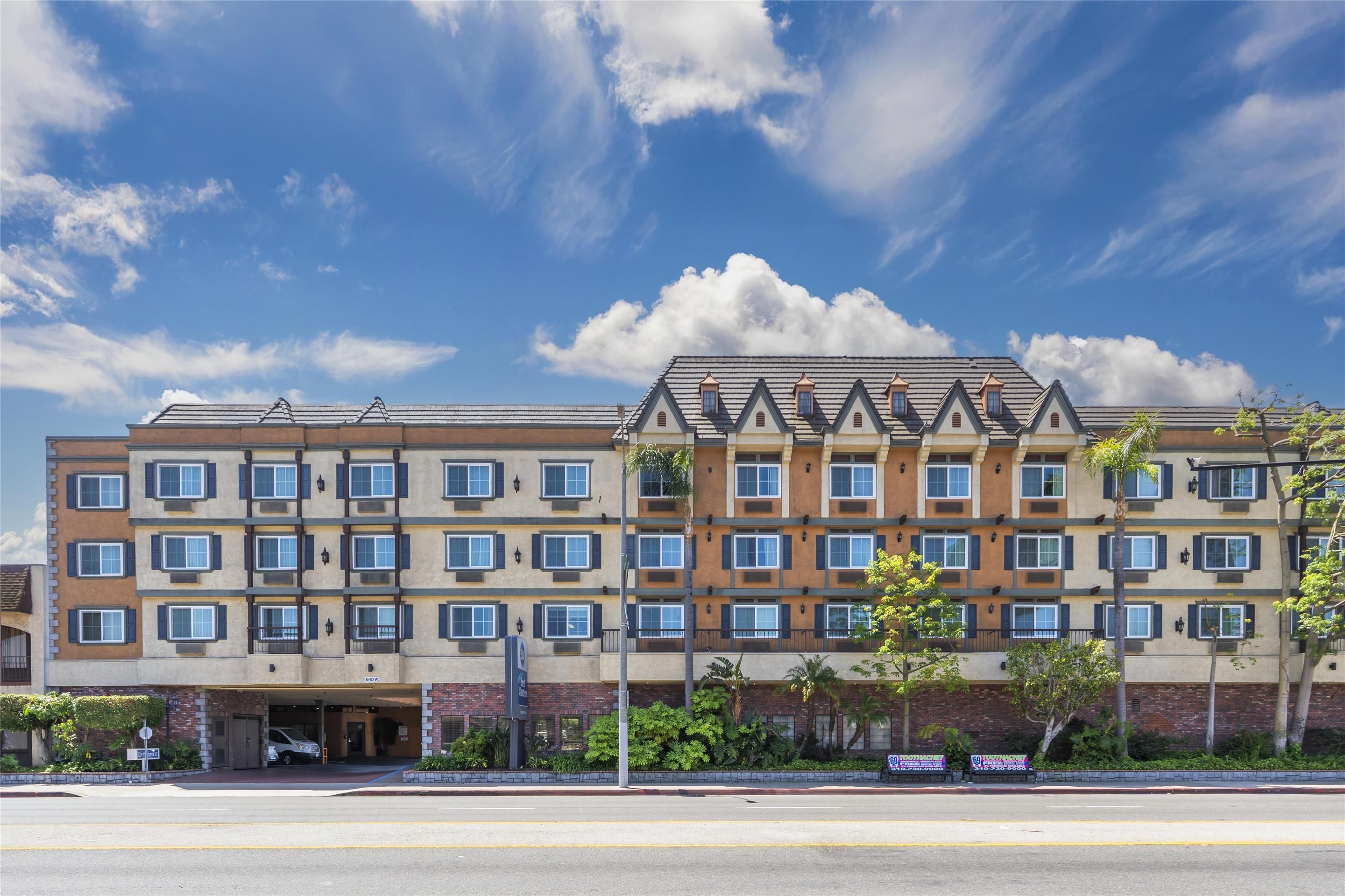 Best Western Airpark Hotel - LAX Airport LA Stadium - Inglewood - Building