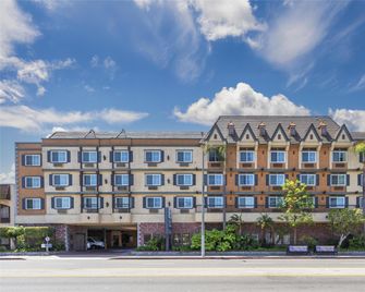 Best Western Airpark Hotel - LAX Airport LA Stadium - Inglewood - Building