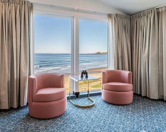 Allred Hotel - Newport