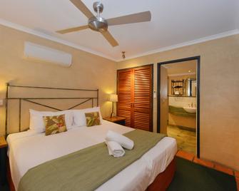 Seascape Apartments at Villa San Michele - Port Douglas - Bedroom