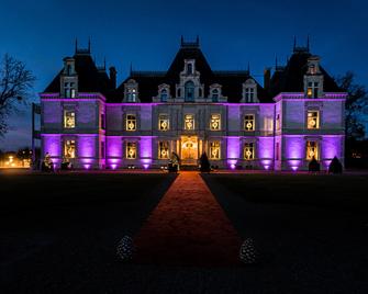 Le Chateau de Maubreuil - Carquefou - Gebouw